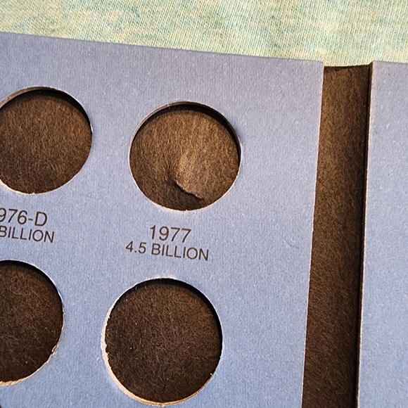 Lincoin Coin Collection Folder - Picture 6 of 9